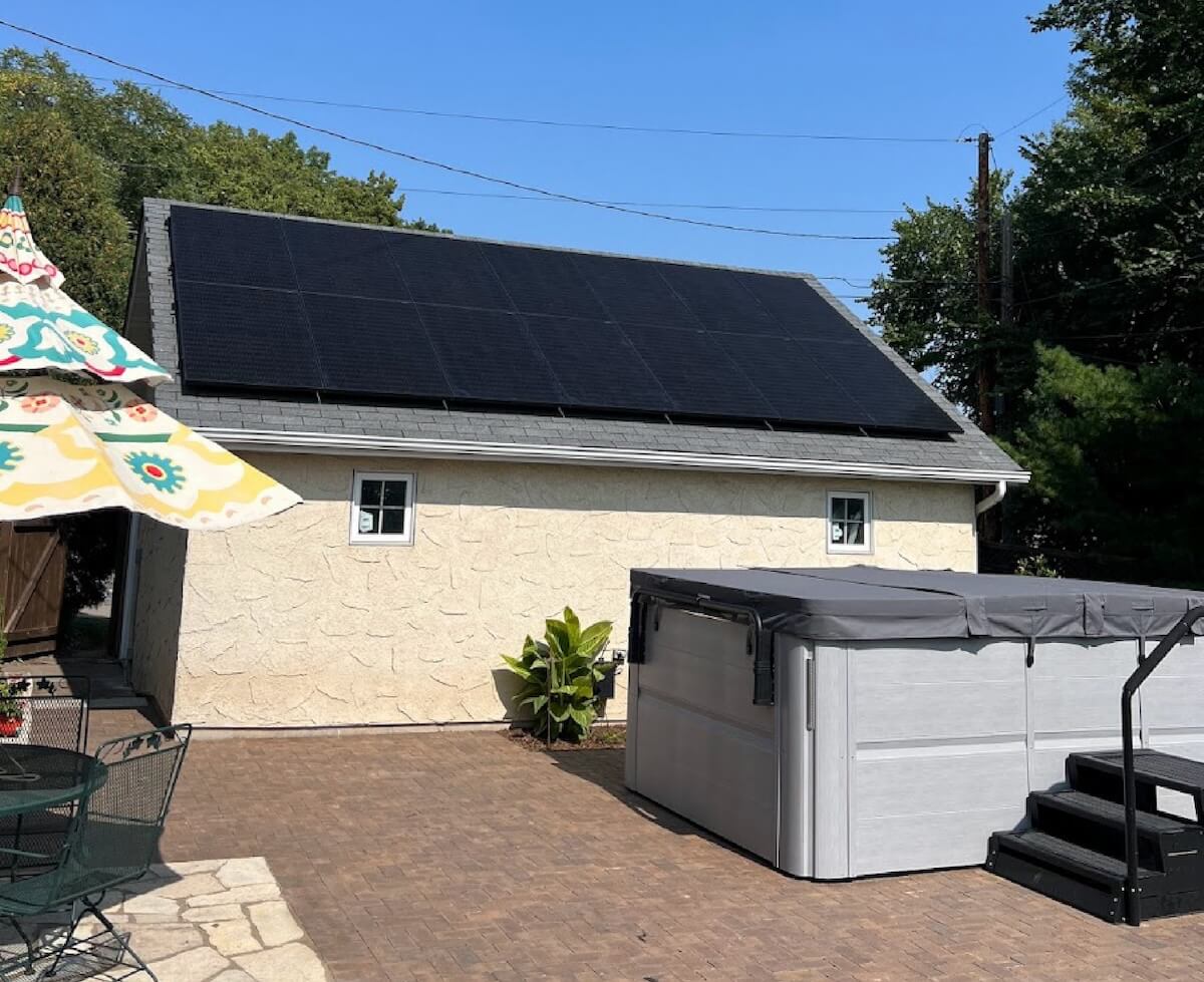 Golden Electric Residential Solar Hot Tub