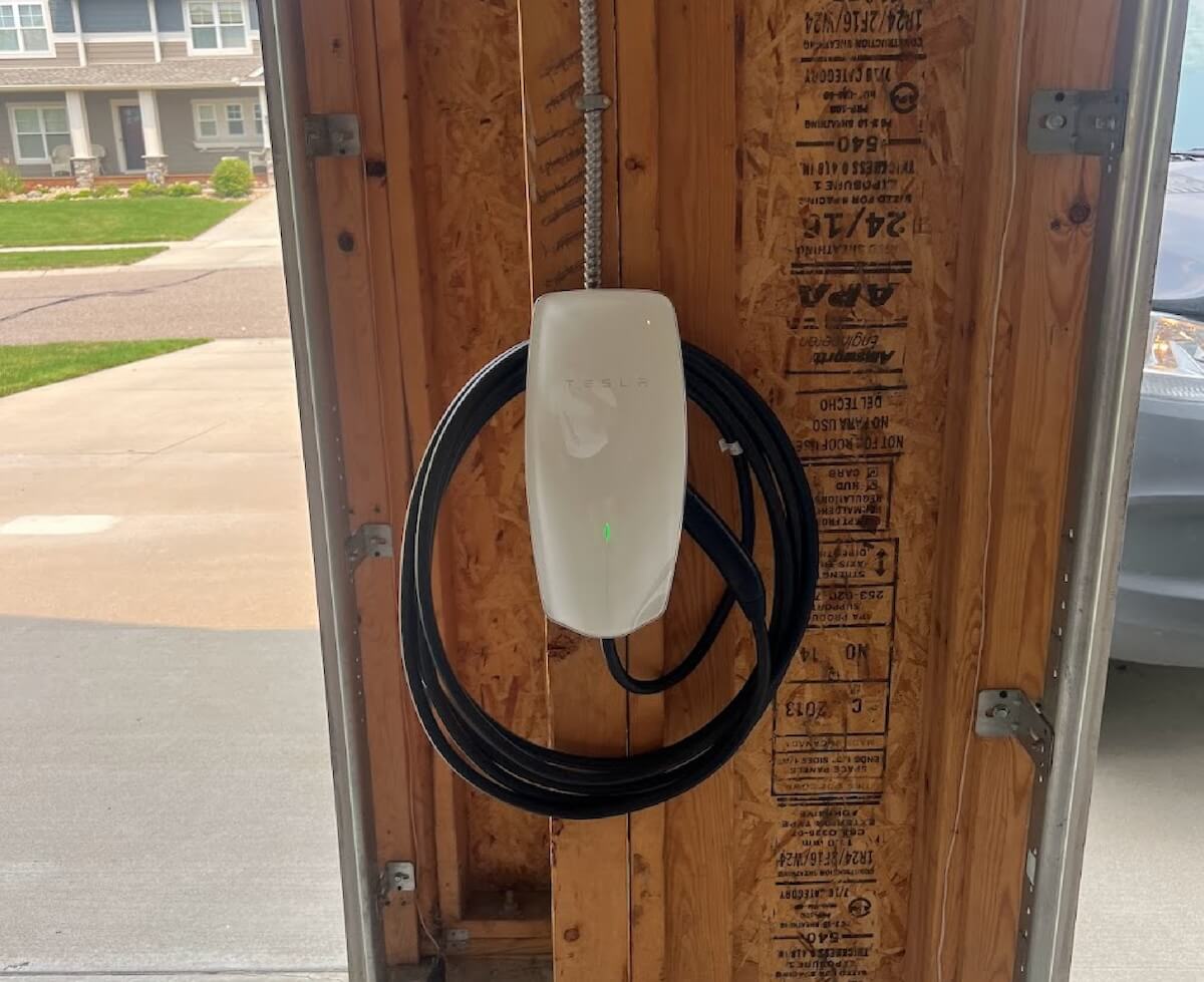 Golden Electric Residential Tesla Charger