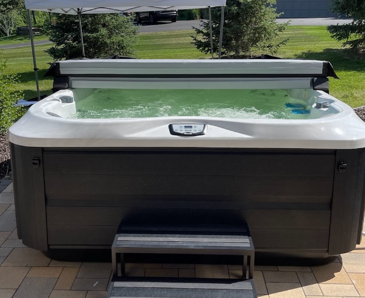 Golden Electric Residential Hot tub